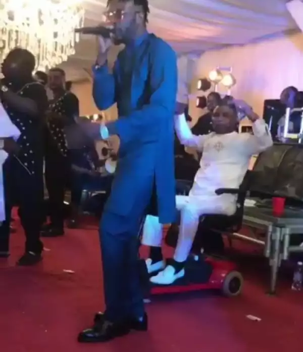 "My Senior" 9ice Pays Homage To Ayefele On Stage As They Dance Happily
